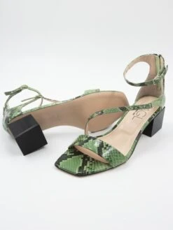 AGL ANGIE SANDAL D660007PCK Sandaletten VEGAN-NERO -Modebe Kleidung Geschäft agl sandalette angie sandal d660007pck 3