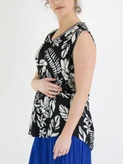 Marc Cain WS 61.01 W22 Tops 910 -Modebe Kleidung Geschäft marc cain sports top ws 61 01 w22 2