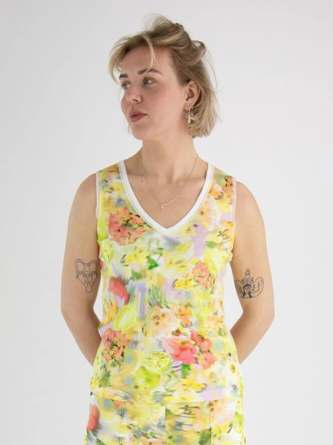 Marc Cain WC 61.22 J24 Tops 420 2 Marc Cain WC 61.22 J24 Tops 420 – Bild 2