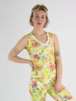 Marc Cain WC 61.22 J24 Tops 420 10 Marc Cain WC 61.22 J24 Tops 420 -Modebe Kleidung Geschäft marc cain top wc 61 22 j24 4